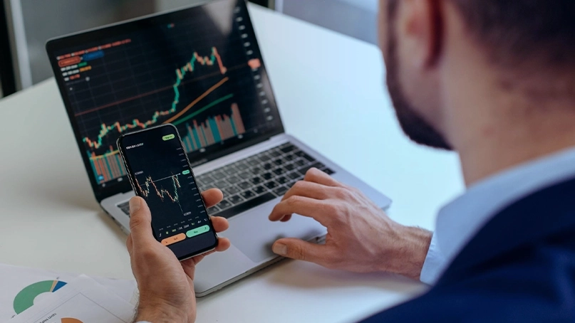 Panel de control de trading de Nerya Veylis